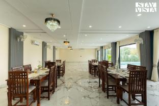stayvista at eleganza resort
