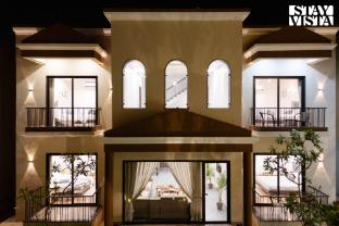 stayvista at eleganza resort