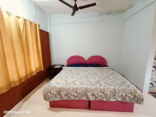 hotel raghusheela inn