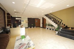 hotel cresta inn