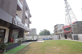 hotel cresta inn