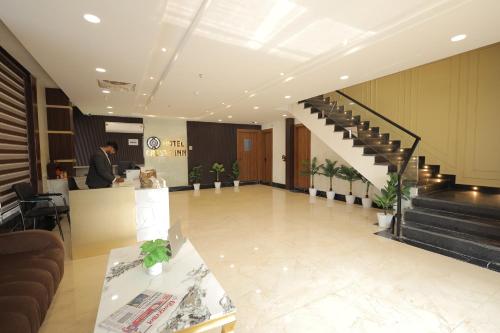 hotel cresta inn