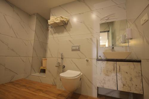 hotel cresta inn