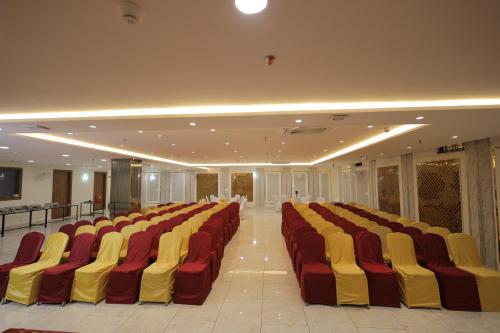 hotel cresta inn