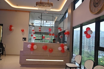 Nano Pod Hotel,,2 star