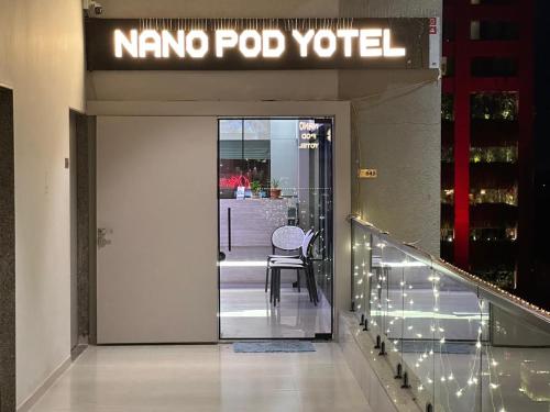 nano pod hotel