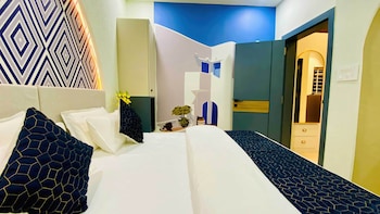 Staymoodyy - Netherlands Themed Studio With Bath Tub,38, Nsc Fortune City Jhalaria Pin 452016,0 star