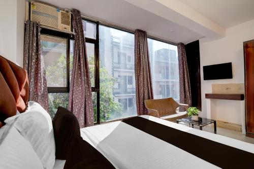 collection o sector 7 dwarka formerly aakarshan residency