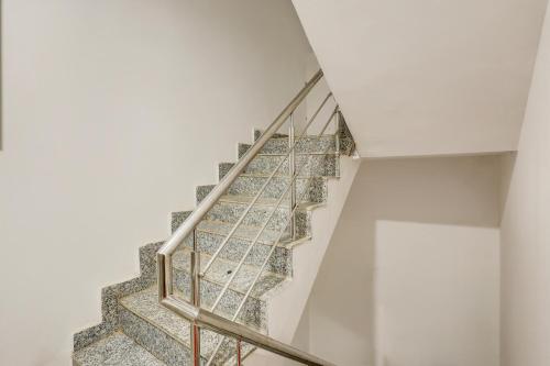 collection o sector 7 dwarka formerly aakarshan residency