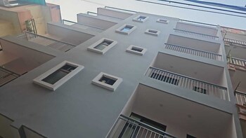 Hotel Glass Castle,,3 star