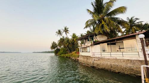 tropical bay by malpe udupi