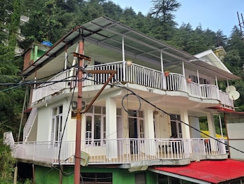 triund view homestay