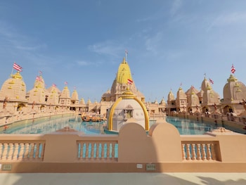 vivanta ekta nagar statue of unity
