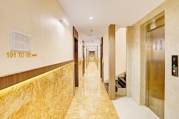 Hotel Casa Royal Residency,,3 star