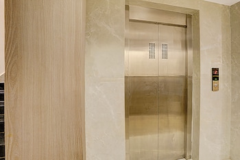 hotel casa royal residency