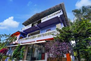 super collection o baga beach goa formerly traveller guest house