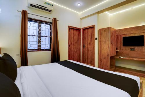 super collection o baga beach goa formerly traveller guest house