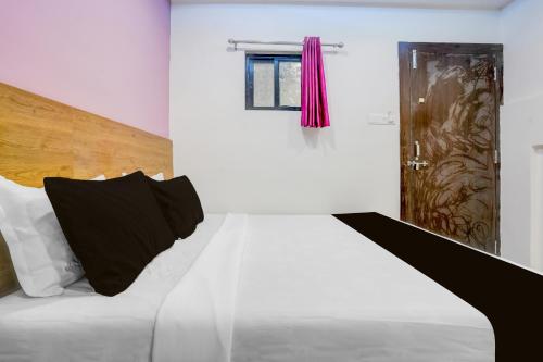 super hotel o nashik road railway station