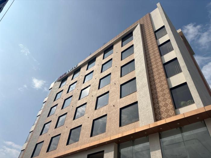 hotel amyra