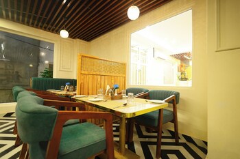 Roots & Peaks,,3 star