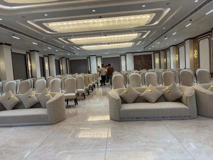 the holy awadh hotel