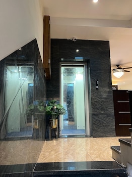 hotel central point