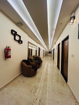 hotel dvl inn near jalmahal jaipur