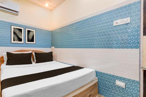 super hotel o shibpur tram depot
