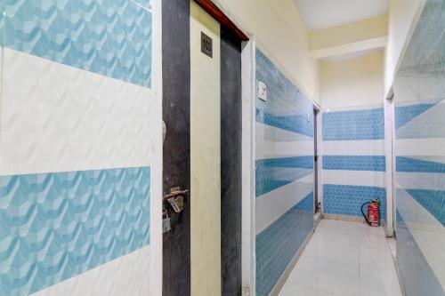 super hotel o shibpur tram depot