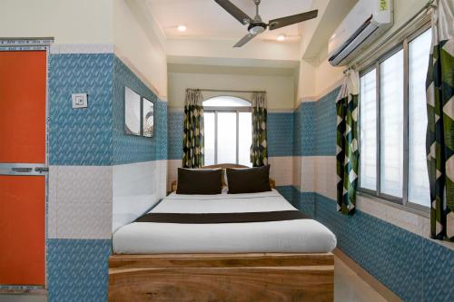 super hotel o shibpur tram depot