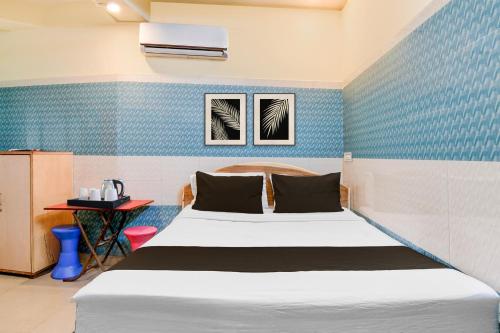 super hotel o shibpur tram depot