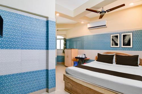 super hotel o shibpur tram depot