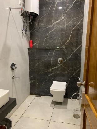 The Pearl Hotel,,5 star