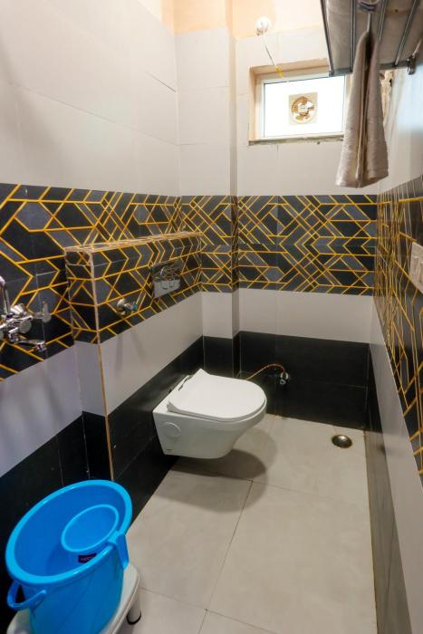 hotel saraswati stay dham