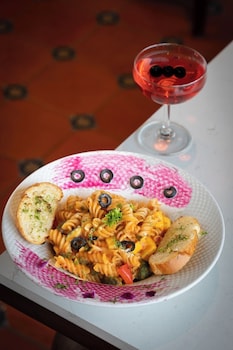 clarks inn kharar mohali