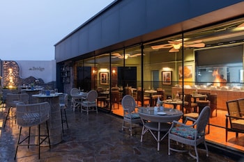 clarks inn kharar mohali
