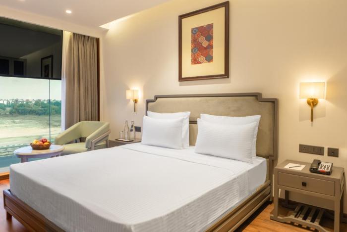 clarks inn kharar mohali
