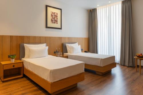 clarks inn kharar mohali