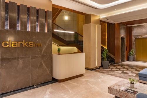 clarks inn kharar mohali