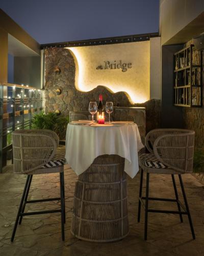 clarks inn kharar mohali