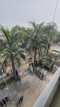 girivar dham