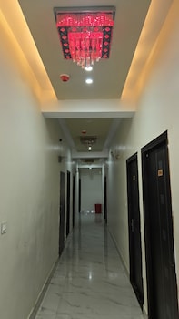 girivar dham