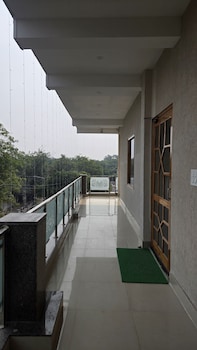 girivar dham