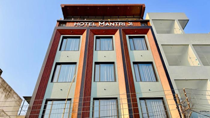 hotel mantri ji