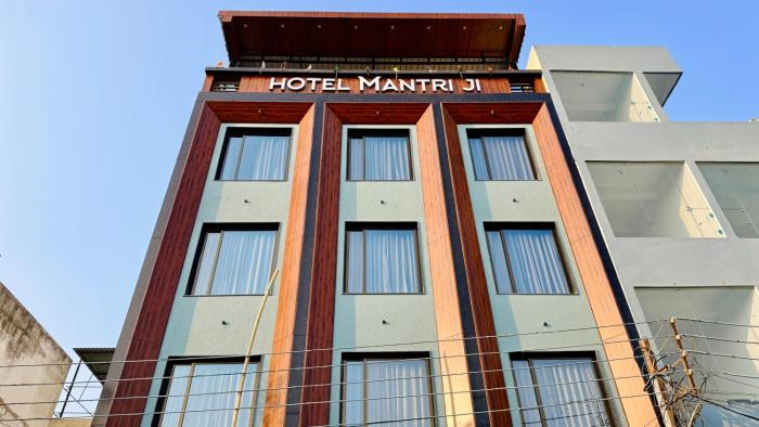 hotel mantri ji