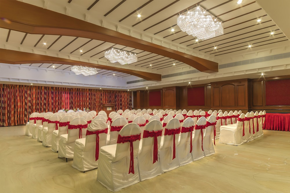 hotel annamalai international