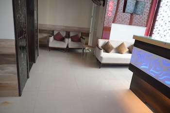 hotel royal residency