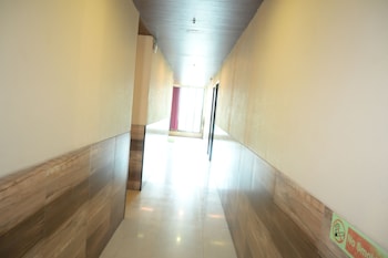 hotel royal residency