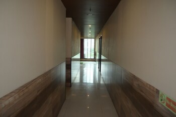 hotel royal residency