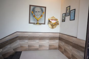 hotel royal residency